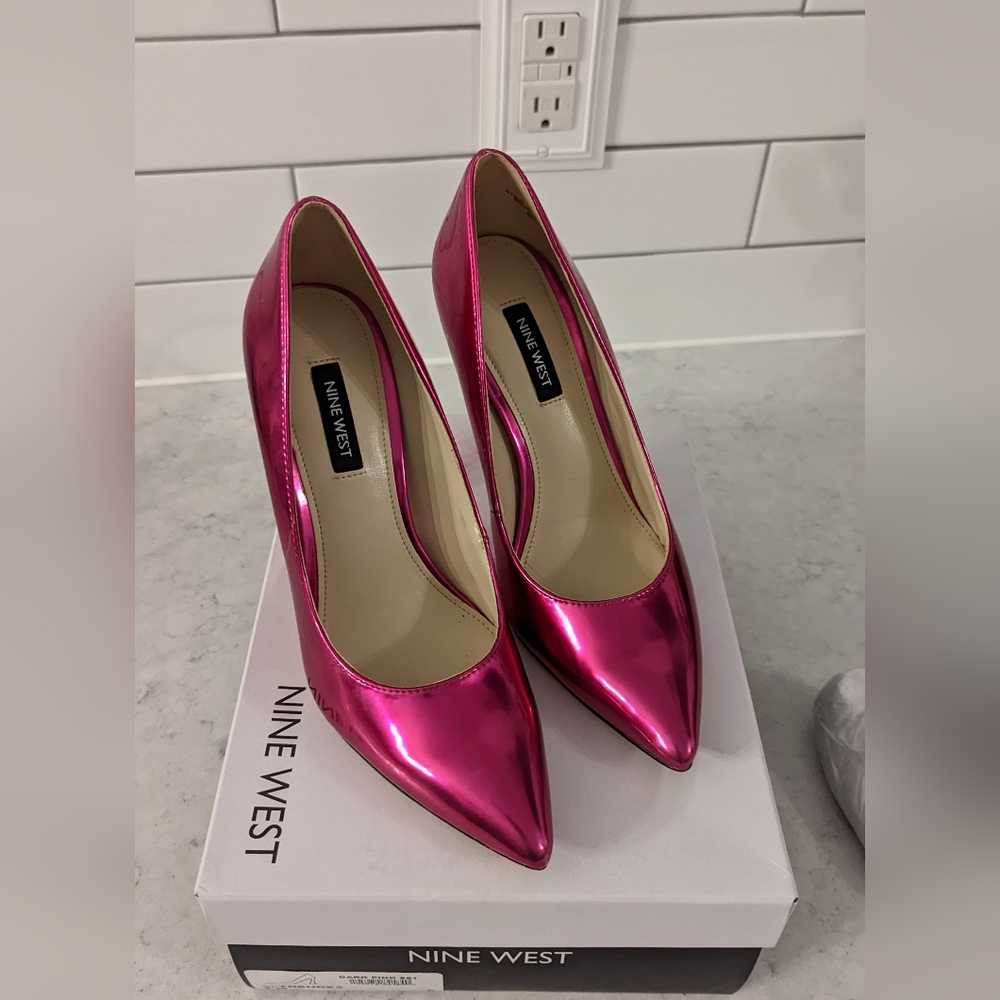 Nine West Trendz Pumps, Size 7, Metallic Pink